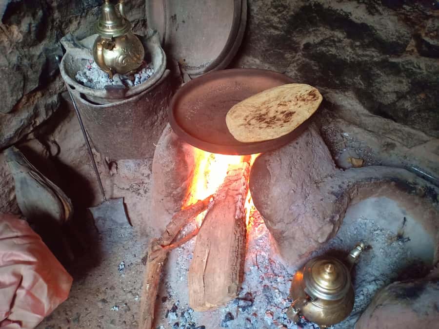 Excursion Ourika valley and atlas mountains with Lunch - Ourika Valley stop and quick shopping, how to use that half hour well