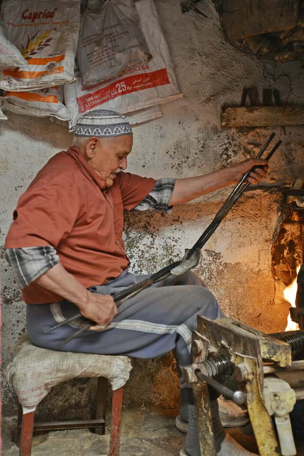Explore Fes: Unforgettable Guided Walking Tour of the Medina - Tea time and street food breaks that make the heat manageable