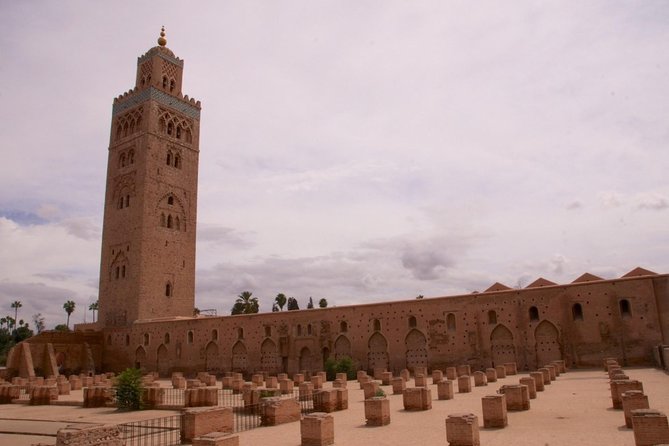Explore Marrakech Medina: Private Tour Including Bahia Palace Visit - Price, Value, and How the Small-Group Feel Actually Works
