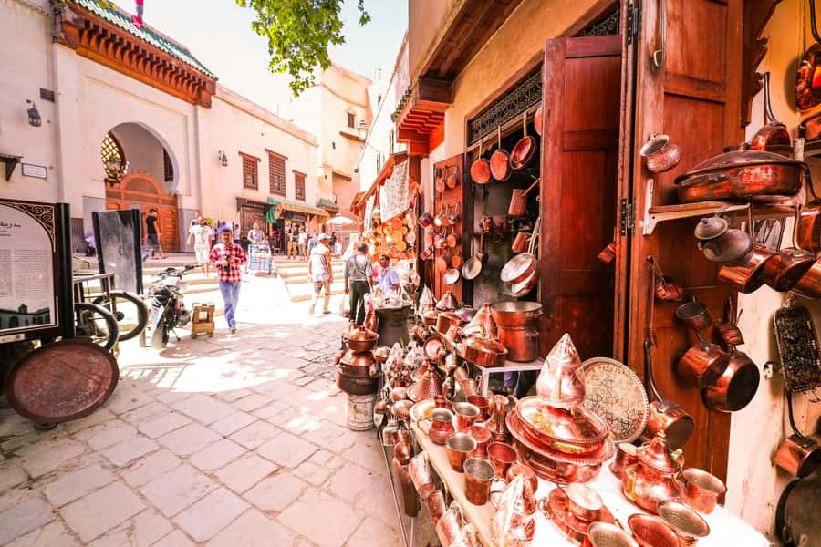 Fes: A Guided Walking Tour Through the Historic Medina - How the Meeting Works (And Why WhatsApp Saves Your Day)