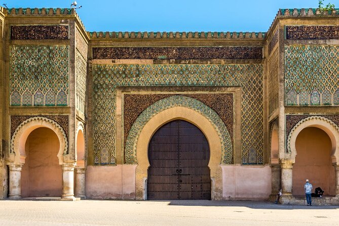 Fes to Volubilis, Moulay Idriss and Meknes Private Day Trip - Meknes in one hour: Bab Mansour and Moulay Ismail’s mausoleum