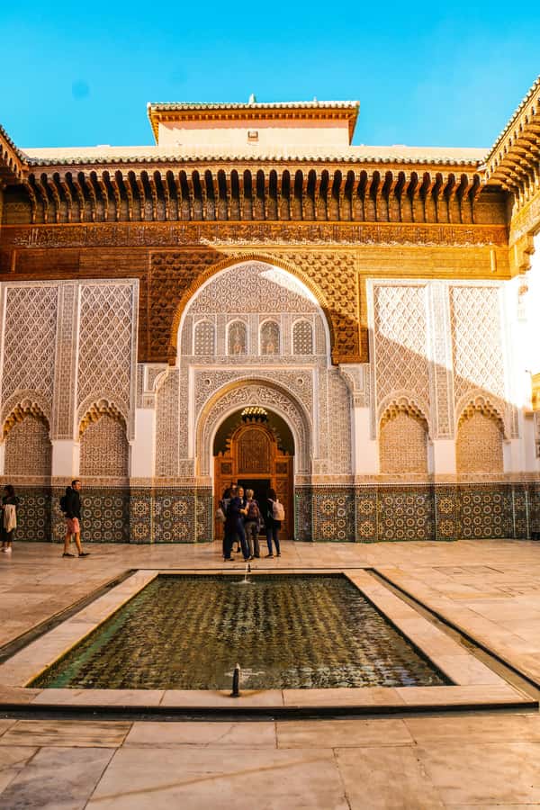Fez: Guided Walking Tour of the Historic Medina - Getting Your Bearings at Bab Guisa