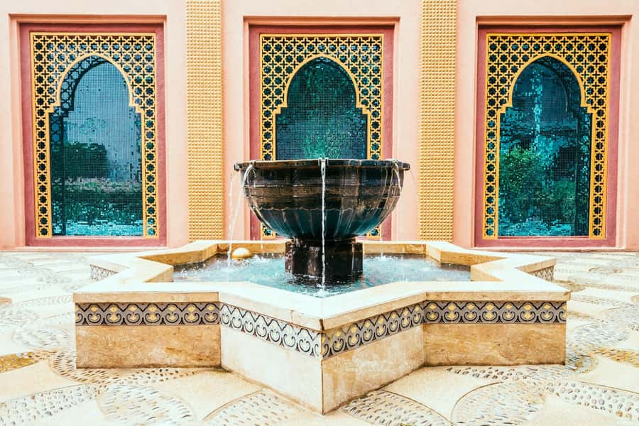 Fez Medina: Local Cultural Highlights Guided Tour - Tanneries, Al Quarawiyyine, and the medina’s education power