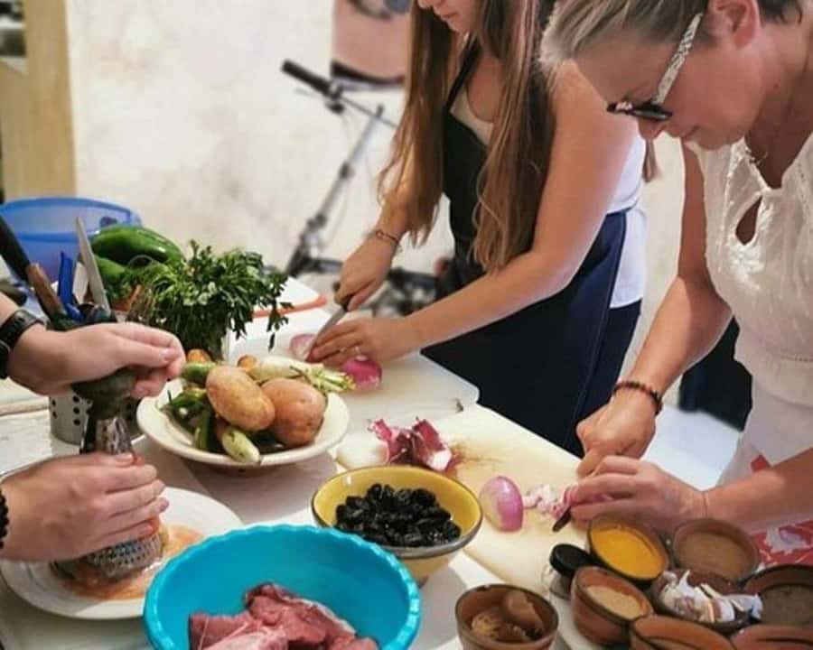 Flavors of Fez: Market visit, and a hands-on cooking class. - Market visit: choosing ingredients like a local