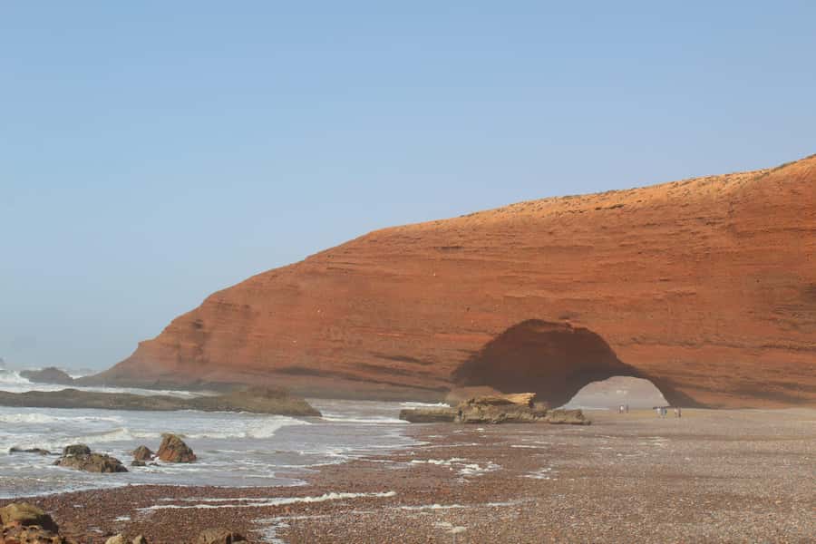 From Agadir: Legzira Beach & Tiznit Day Trip with Lunch - Lunch at the ocean-view restaurant, and what to expect realistically