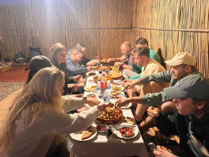 From Marrakech: Agafay Desert Buggy 1Hour & Dinner Show - Dinner with Locals Under the Stars: What the Meal Feels Like