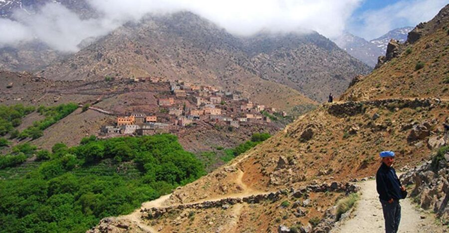 From Marrakech: Atlas Mountains 4-Day Hike with Hotels - First, who this Atlas hike is for