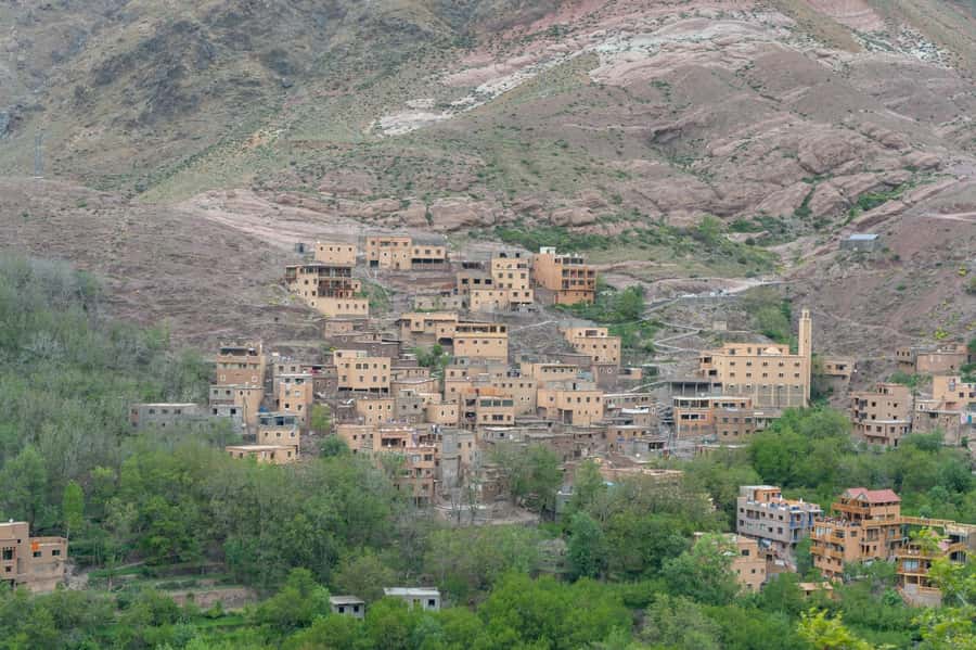From Marrakech: Atlas Mountains Summit Trek - Toubkal National Park Hiking to Isk (2,500 m): Pace, Footing, and Views