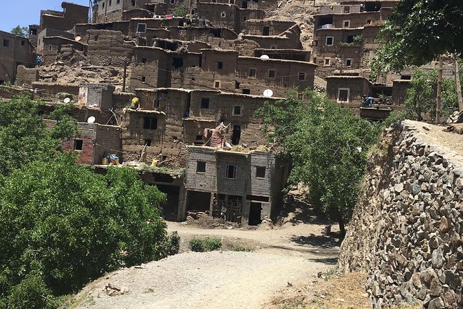 From Marrakech: Biking Day trip Atlas Mountain & Berber villages - From Marrakech up into the High Atlas: what the drive is really for