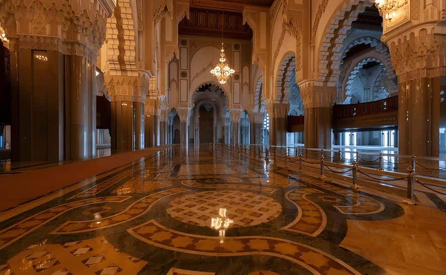 From Marrakech: Casablanca Day Trip Experience" - Getting to Casablanca, then turning it into something you can actually enjoy