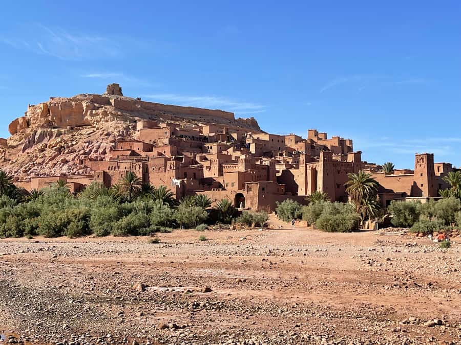 From Marrakech: Excursion to Kasbah Ait Ben Haddou - The roadside stops: argan oil, villages, Agouim, and why they’re on the route