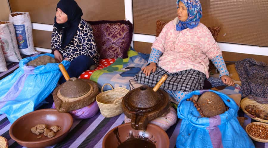 From Marrakech: Half-Day Tour to Atlas Mountains & Ourika - Riverside Lunch and What to Watch for With Food