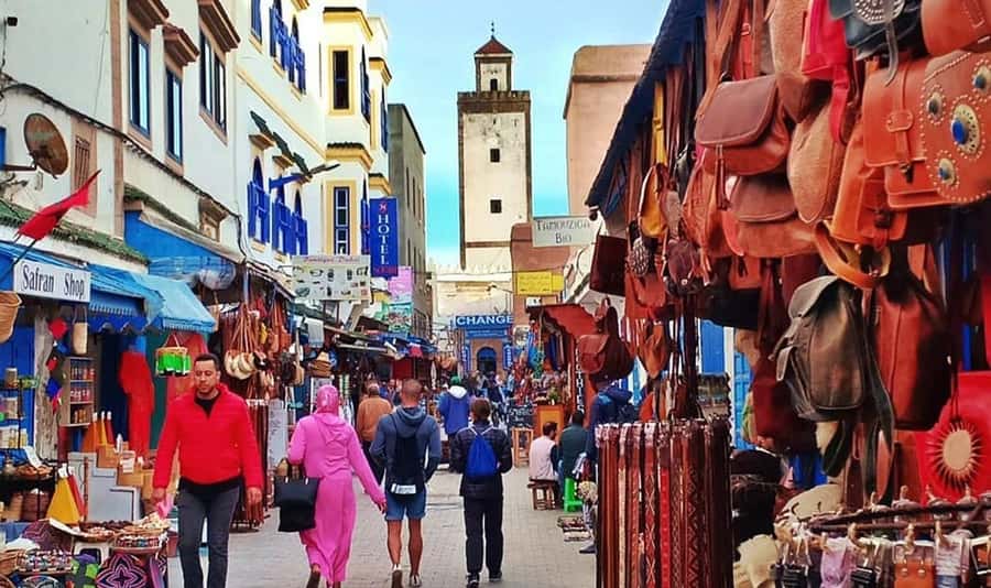 From Marrakech: Small Group to Essaouira & Sekkala Day Trip - Seafood lunch and local cuisine: how to eat near the harbor