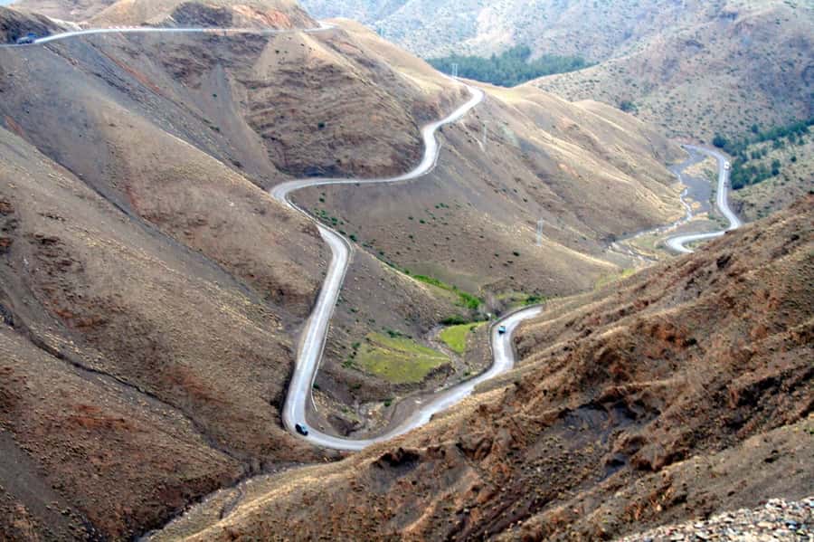 From Marrakesh: 4-Day Private Atlas Mountains & Desert Tour - The High Atlas and Ouarzazate: Mountain Road to Movie Town