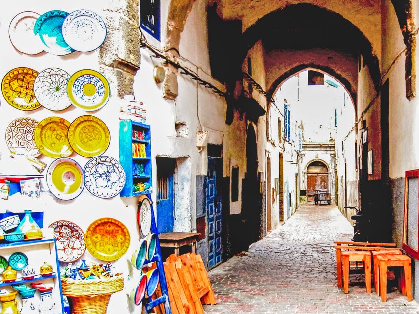 From Marrakesh: Essaouira Full-Day Trip - Drivers and accompanists: why the human touch shows up in reviews