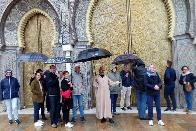 Full-Day Private Tour of Fez - Zaouia of Moulay Idriss II: a quick, serious stop