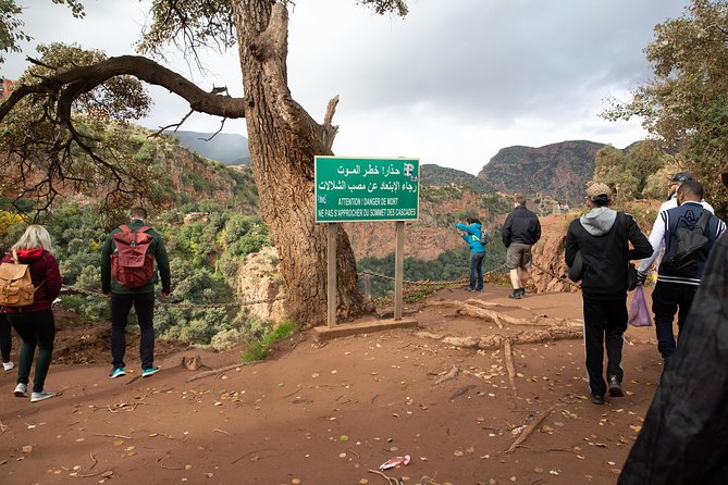 Full Day Trip To Ouzoud Waterfalls From Marrakech & Boat Tour - First Steps at Cascades d’Ouzoud: Orientation and What to Do Right Away