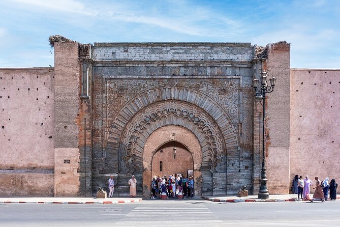 Guided Medina Walking Tour of Monuments & Souks - Kasbah Streets and Saadian Tombs: Where the Route Gets Calmer