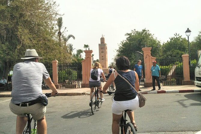 Half-Day Highlights of Marrakesh Bike Tour - Stop 3: Saadian Tombs, Royal Burial Spaces Without the Rush