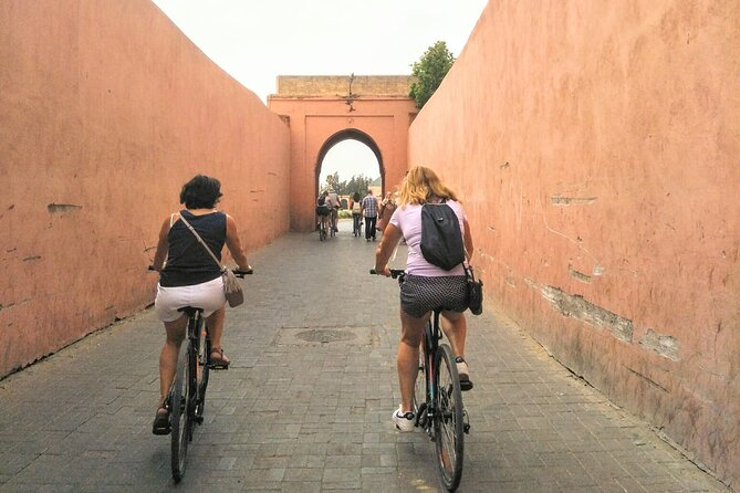 Half-Day Highlights of Marrakesh Bike Tour - Stop 4: Menara Gardens and Pavilion, The View You Came For