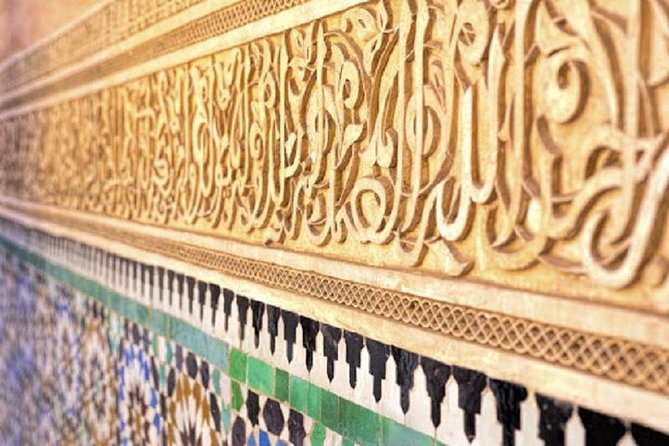 Half Day Marrakech History Tour including entrances - Walking in the medina: shoes, rain, and pacing your attention