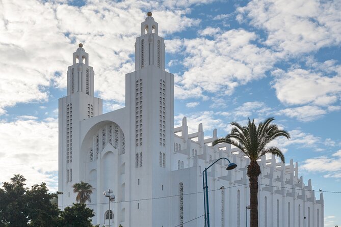 Half Day Private Casablanca City Tour - Old Medina Walk: A Guided Stroll Through Narrow Streets and Markets