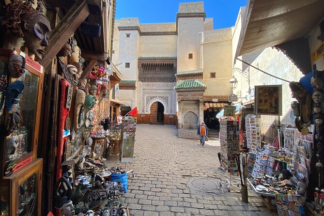 Half-Day Private Guided Walking Tour of the Old Medina of Fez - Why a private guide helps you read Fez instead of just walking