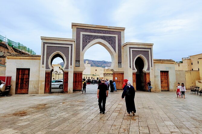 Half-Day Private Walking Tour of the Authentic City of Fez - Kairaouine Mosque (al-Qarawiyyin): where learning has deep roots