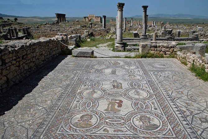 happy day trip of Volubilis and Meknes from Fez - Price check for $126.99 and what to bring for a smooth day