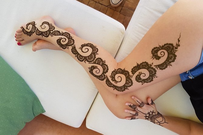 Henna Art Discovery - Your turn to draw: hands-on practice with guidance