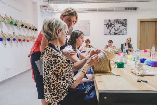 Learn embroidery in Arabic calligraphy in Marrakech - Getting to the workshop: location and what to expect in the first 10 minutes