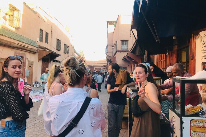 Local Hidden Spots Street Food Tour in Medina Marrakech - Dessert: Smoothie and Moroccan Pastries That Finish the Job