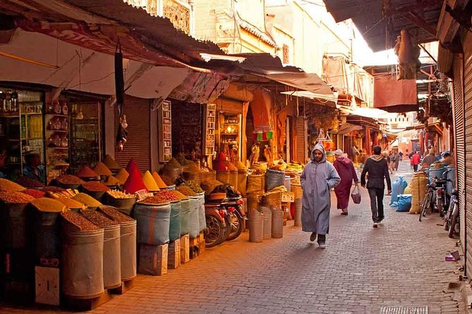 Luxury VIP Half-Day of Marrakech into History & Culture. - Starting at Koutoubia Mosque: a smart way to orient yourself