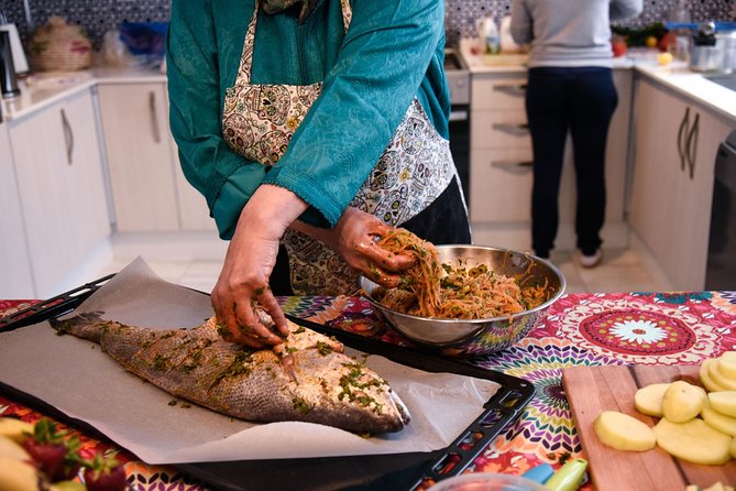 Market Tour & Moroccan Cooking Class in Casablanca with Transfers - Market Meet-Up: The Ingredients That Make the Meal Work