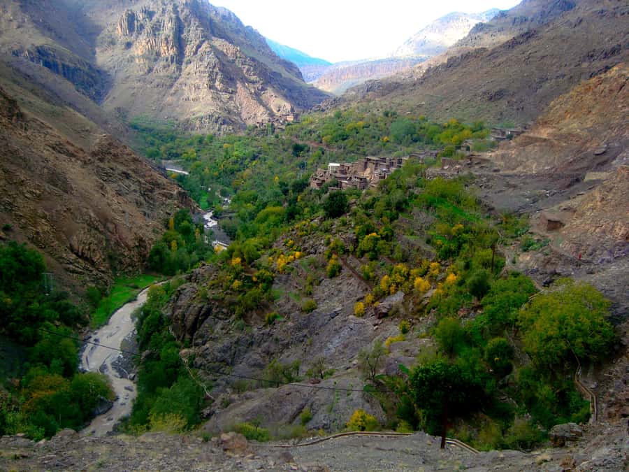 Marrakech: 2-Day Atlas Villages Trekking Tour - Craft and culture stops you will actually remember