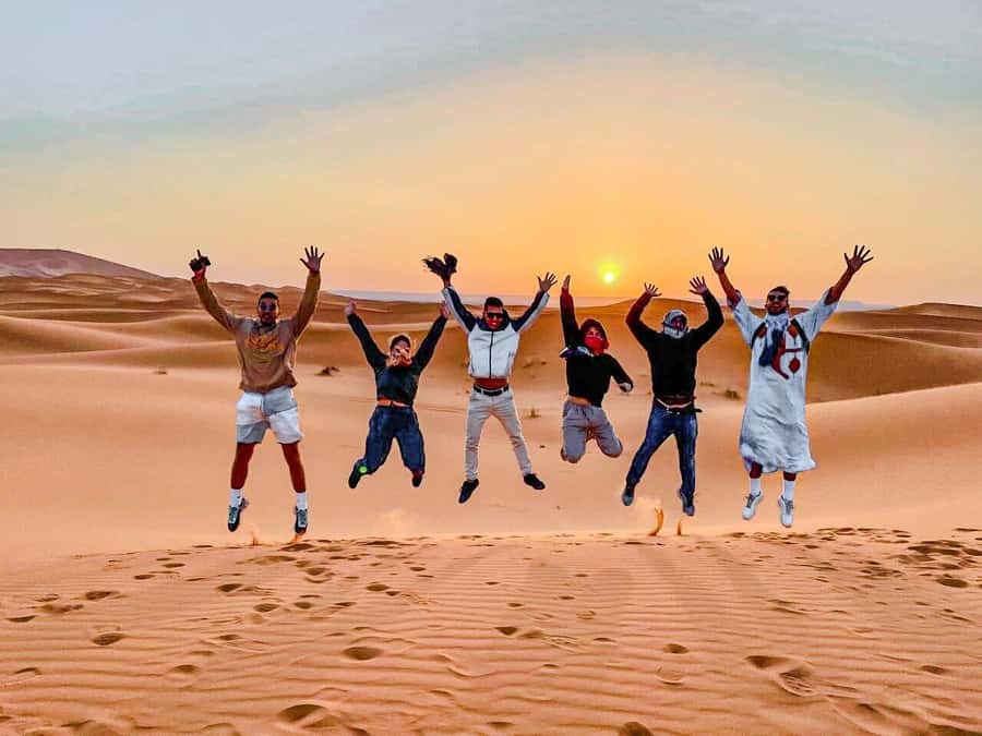 Marrakech: 3-Day Trip to Fez with Sandboarding & Camel Ride - Getting Around in the Van: Comfort Tips for Long Driving Days