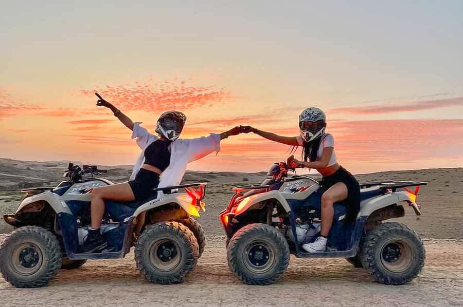 Marrakech: Agafay Desert: Camel ride Quad Bike, Dinner show - Marrakech to Agafay: A fast escape with A.C comfort