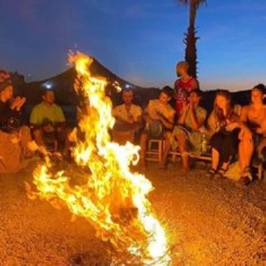 Marrakech: Agafay Desert Magic Sunset Dinner & Live Show - The music show and fire performance, the night’s best energy