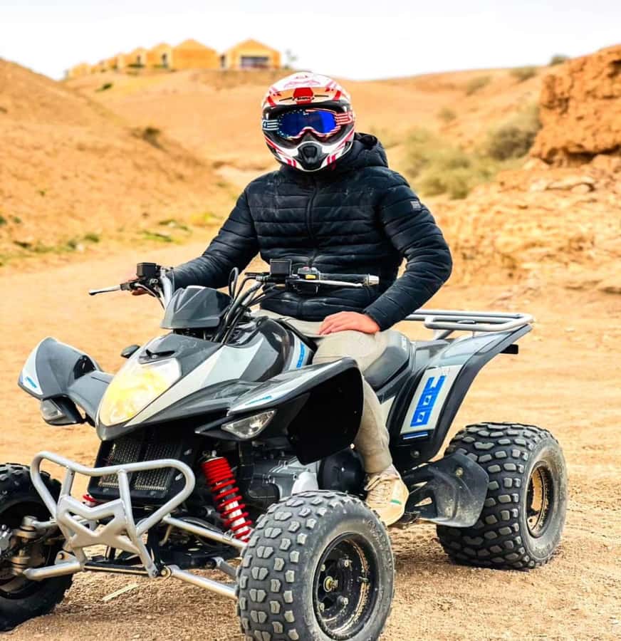 Marrakech: Agafay Desert Quad Biking Tour with Dinner-Show - Live Music, Campfire Chat, and the Fire Show Finale
