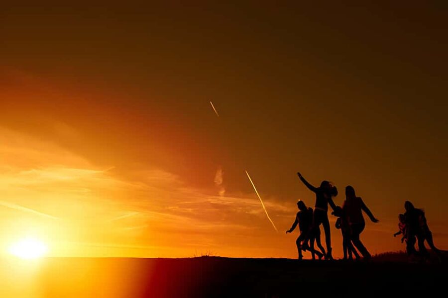 Marrakech: Agafay Desert Sunset, Camel Ride, Dinner and Show - Berber music, bonfire, and the fire show that people remember