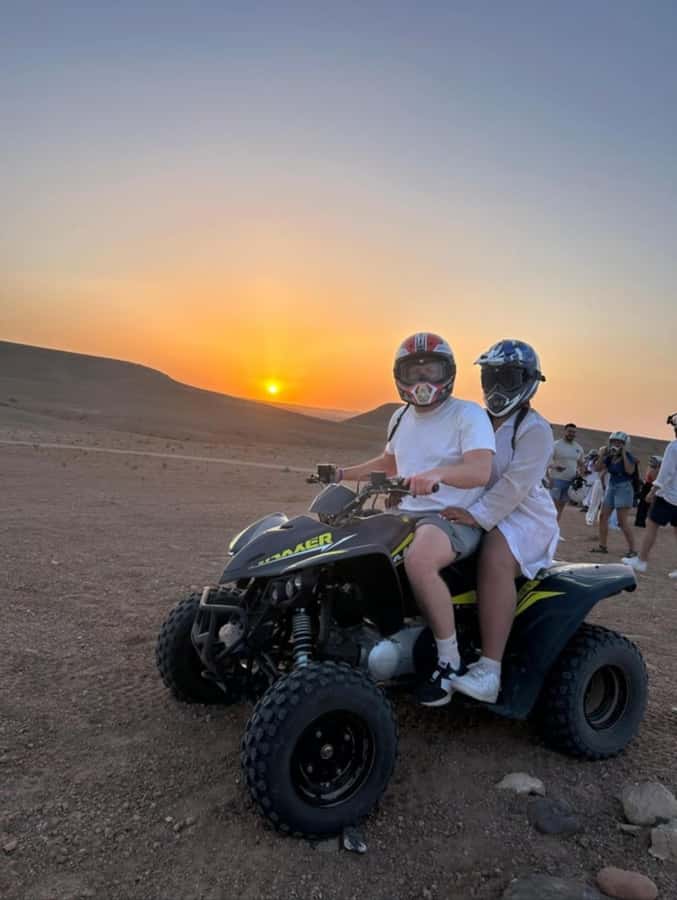 Marrakech: Agafay Desert Tour Quad bike & Dinner fire show - Dinner under the stars: Moroccan food, music, and a real night camp feel