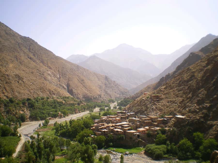 Marrakech: Atlas Mountains and Desert Safari with Lunch - Imlil: where the High Atlas gets close