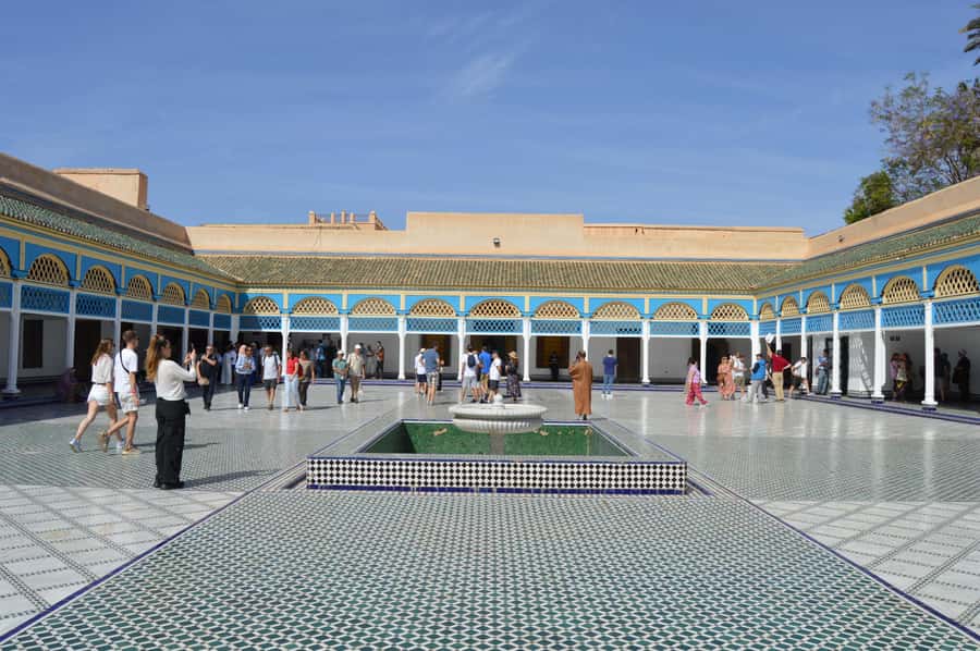 Marrakech: Bahia Palace Guided Tour – Skip-the-Line Access - Logistics That Affect Comfort: Shoes, Cash, and Meeting Point