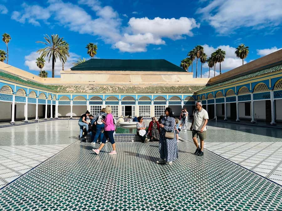 Marrakech: Bahia Palace, Madrasa Bn Yousef, Souk Medina Tour - Jemaa el-Fna finish: performances, people-watching, and an easy wrap-up