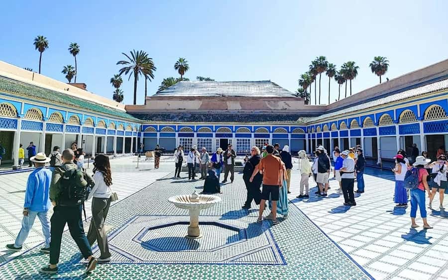 Marrakech: Bahia Palace, Saadian Tombs & Medina Walking Tour - Koutoubia Mosque Exterior, Then Toward the Kasbah