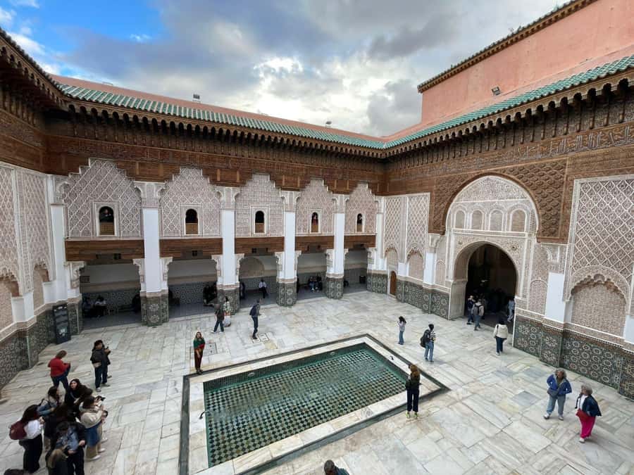 Marrakech: Ben Youssef Guided Tour with Skip-the-Line Entry - From Cafe Argana to Ben Youssef, how the Medina walk actually feels
