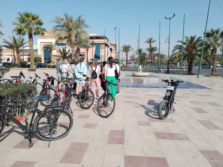 Marrakech: Bicycle Tour with a Local Guide - Gueliz and Hivernage: Seeing Modern Marrakech Before the Medina Maze