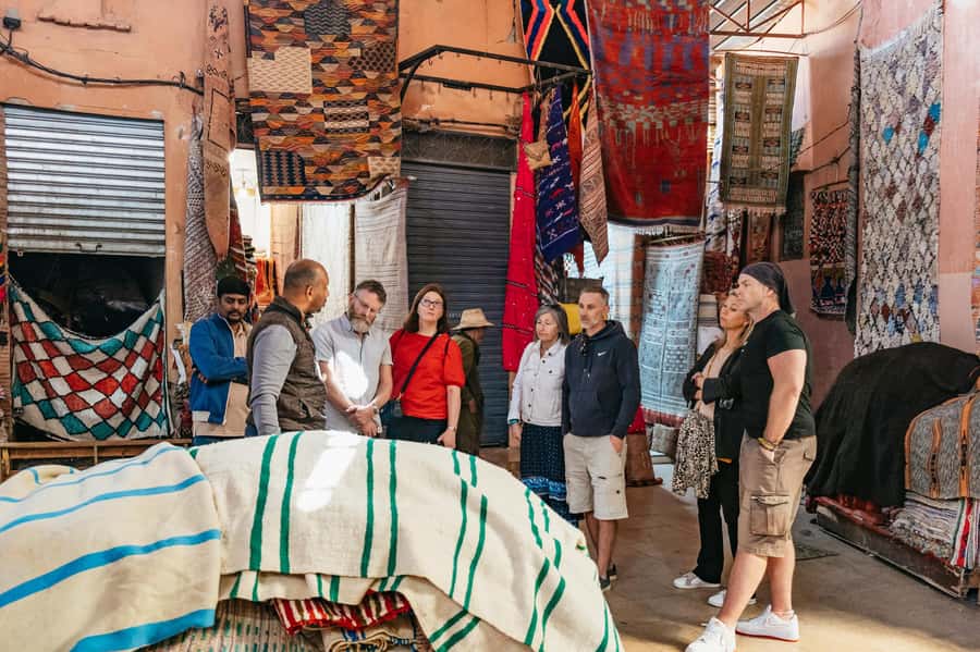 Marrakech: Colorful Medina Souks Guided Walking Tour - Why a guided souk walk beats wandering in Marrakech