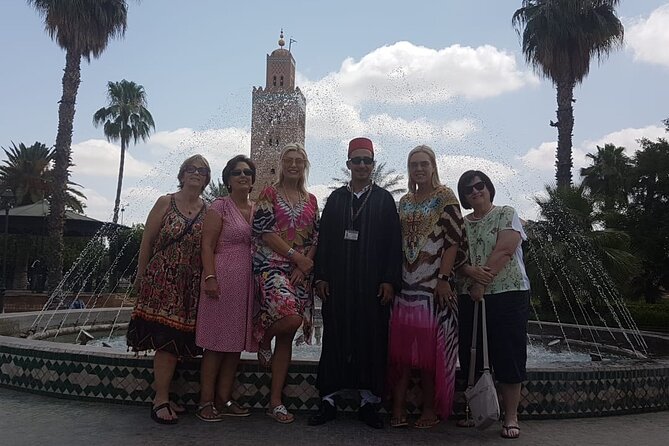 Marrakech Cultural & Shopping Tour: Old City & Souks - Café break for Berber tea and sweets, and why it matters