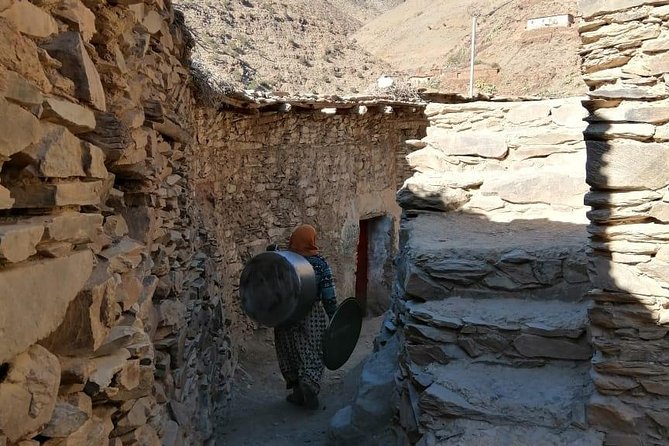 Marrakech Day Trip: Agafay Desert, Atlas Mountains and Camel Ride - Waterfalls and Walnut Orchards: The Moment the Trek Feels Worth It